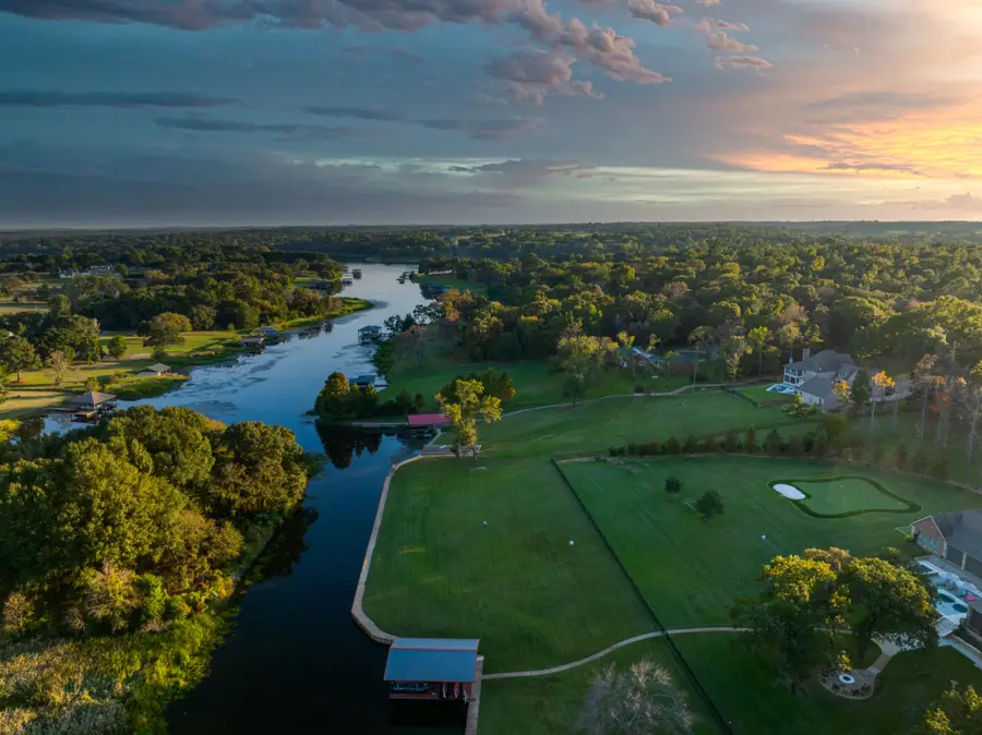 2001 Rose Pointe, Athens, TX 75752 - Image #2