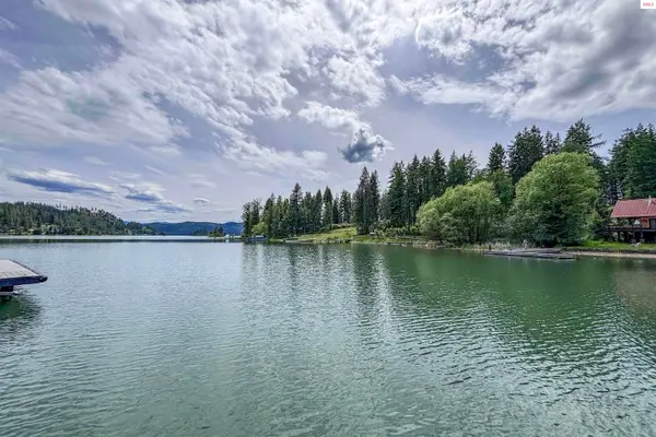 2385 Sunnyside RD, Sandpoint, ID 83864
