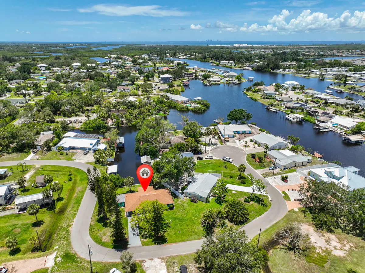 301 Carlyle Boulevard, Ruskin, FL 33570 - Image #1