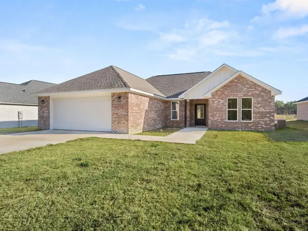 177 J L Obanion, Leesville, LA 71446