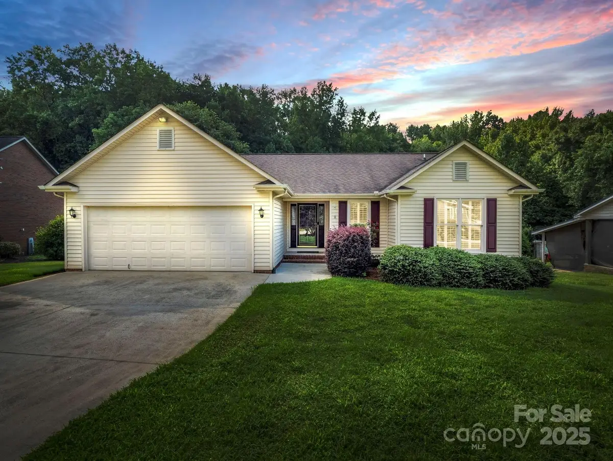 217 Rock Creek Drive, Lincolnton, NC 28092 - Image #1