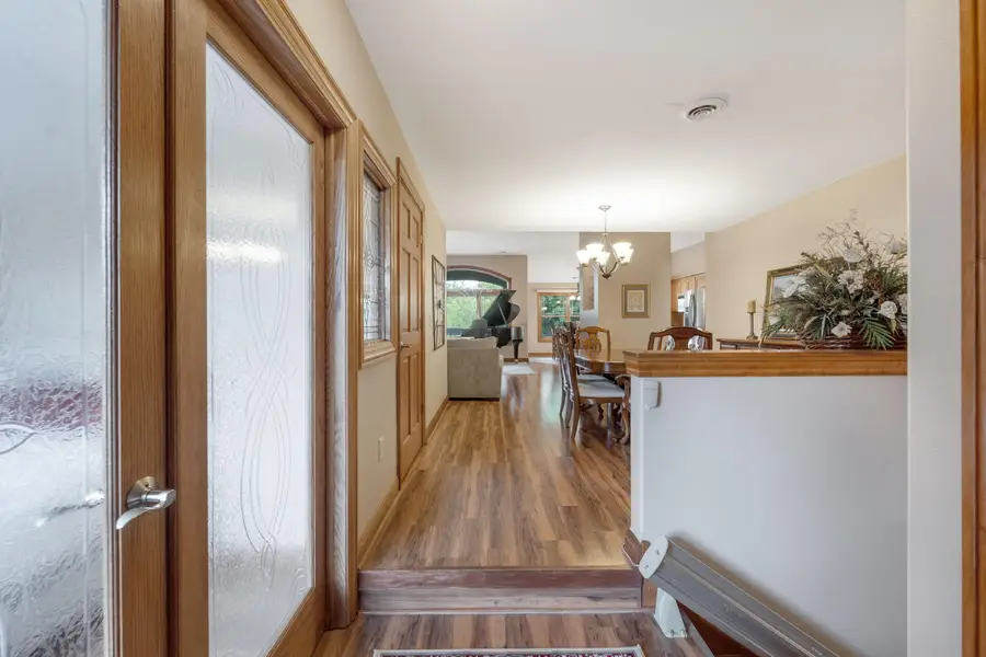 7571 W Tuckaway Pines Cir, Franklin, WI 53132 - #3