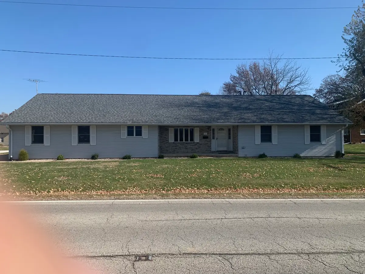 711 N West Street, Le Roy, IL 61752 - Image #1