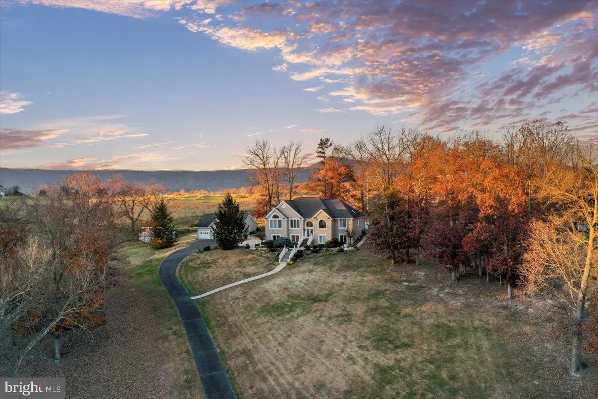 100 Cottage Dr, Luray, VA 22835 - #1