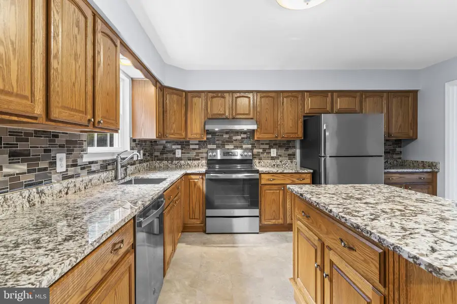 21117 Catnip Ct, Leonardtown, MD 20650 - Image #2