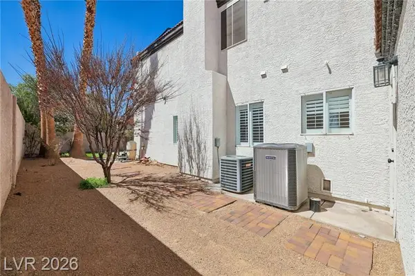 17 Golf View Drive, Henderson, NV 89074
