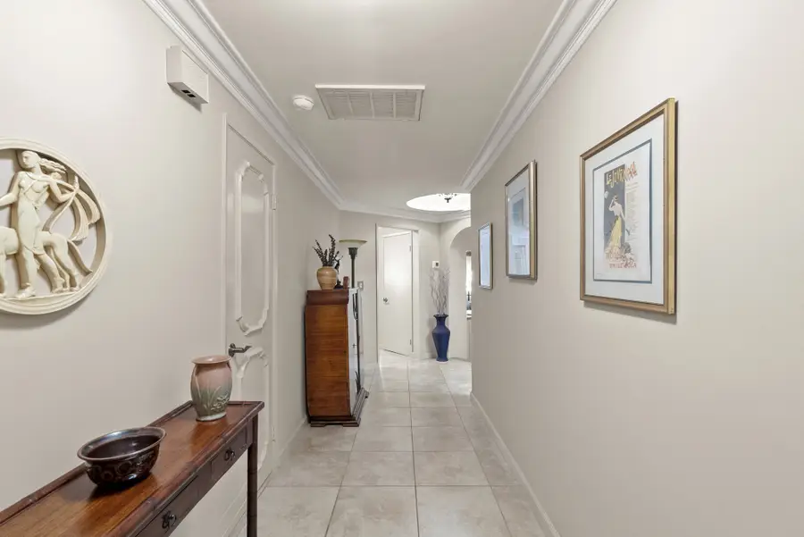 8455 Fountain Avenue #402, West Hollywood, CA 90069 - #3