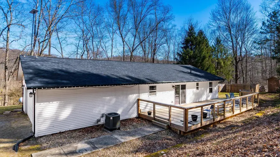 10050 Perryton Road, Frazeysburg, OH 43822 - #2