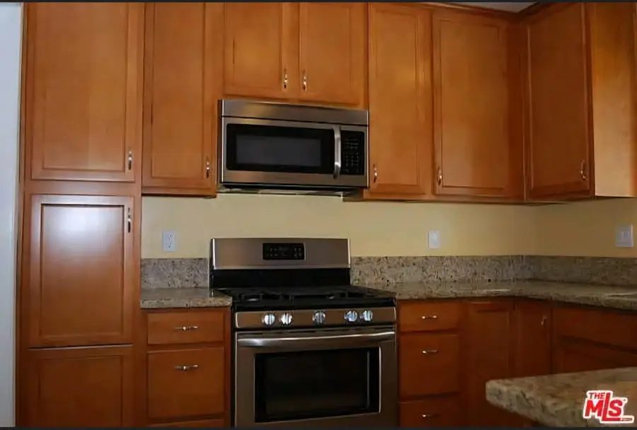 18842 Lemay Street, Reseda, CA 91335 - Image #3