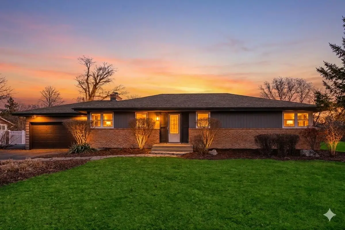 9032 N Regent Rd, Bayside, WI 53217 - #1