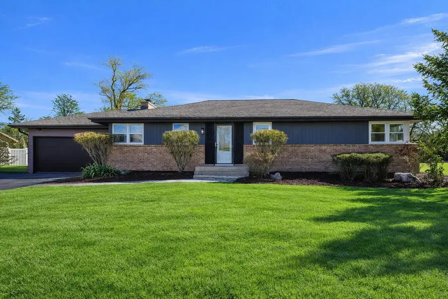 9032 N Regent Rd, Bayside, WI 53217 - #2