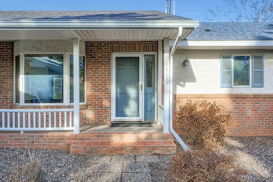 9320 53rd Street N, Lake Elmo, MN 55042 - Image #2