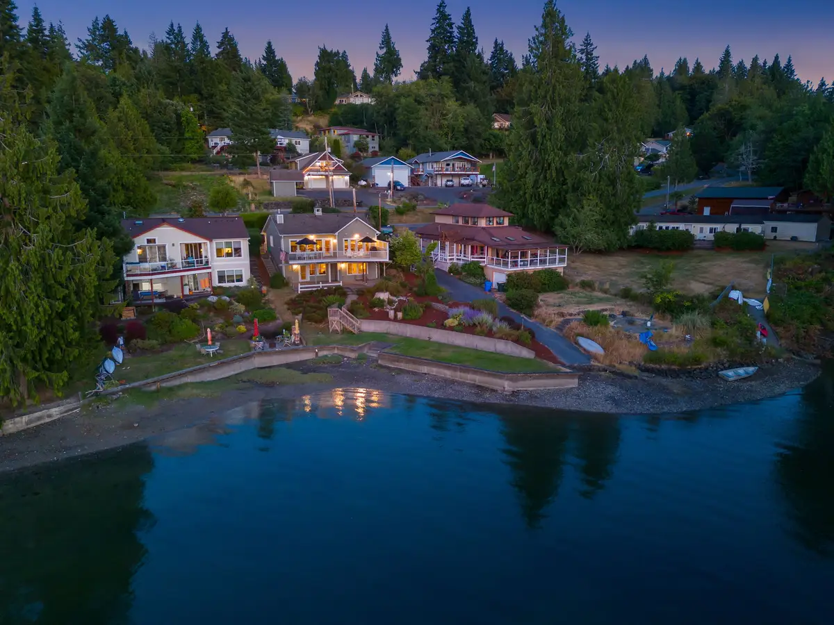 9936 Mariner Drive Nw, Olympia, WA 98502 - #1