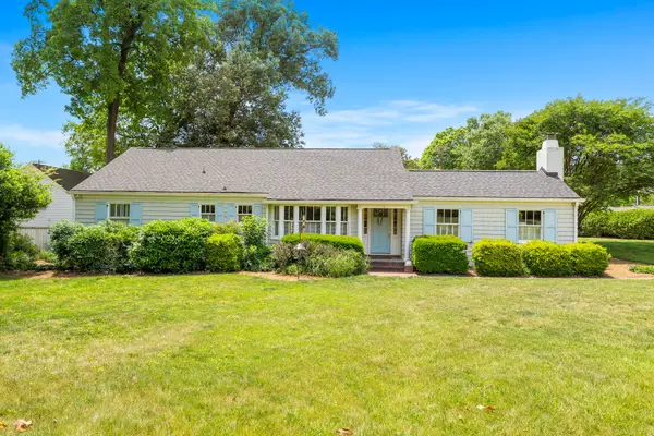 1005 Kenesaw Ave, Knoxville, TN 37919