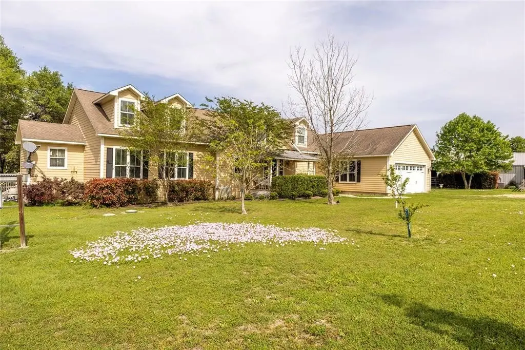 8456 Schuster Road, Nechanitz, TX 78946 - Image #1