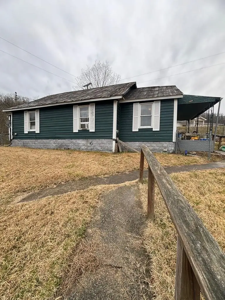 84 Railroad Station Road, Hueysville, KY 41640 - #1