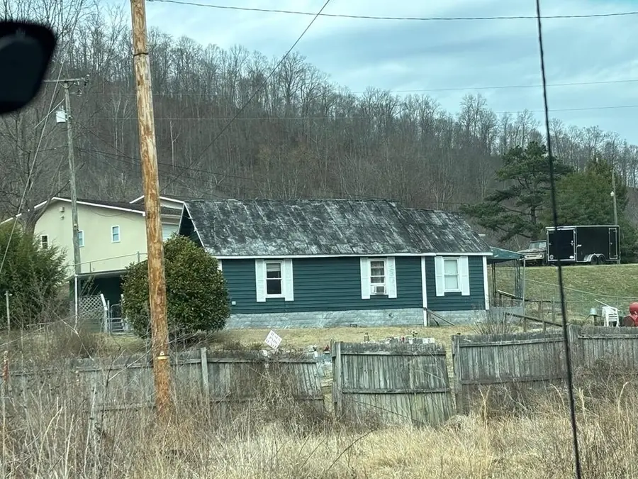 84 Railroad Station Road, Hueysville, KY 41640 - #2