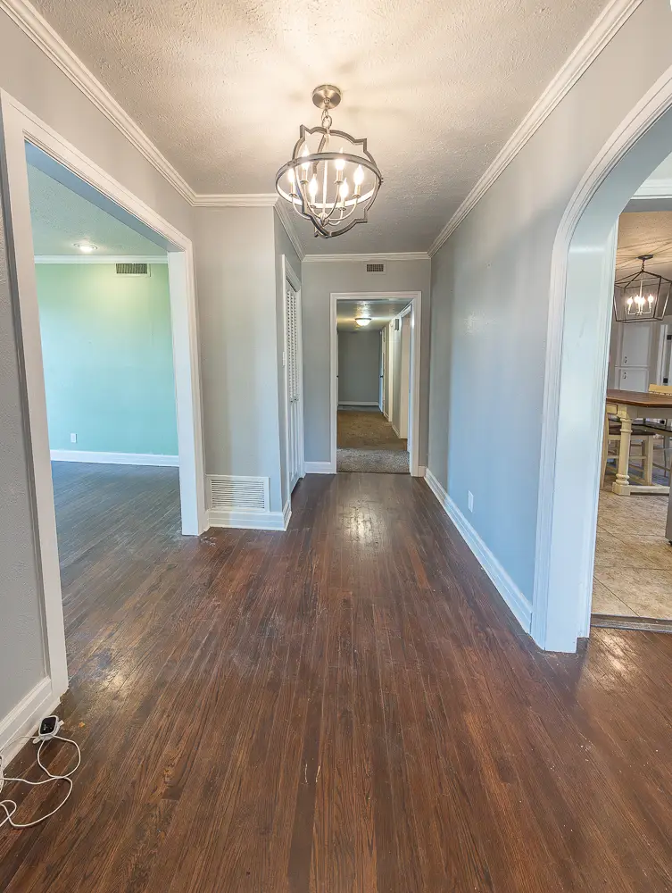 304 Cactus Drive, Levelland, TX 79336 - #2