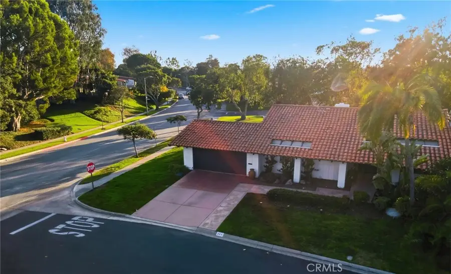 309 Encina, Newport Beach, CA 92660 - Image #2