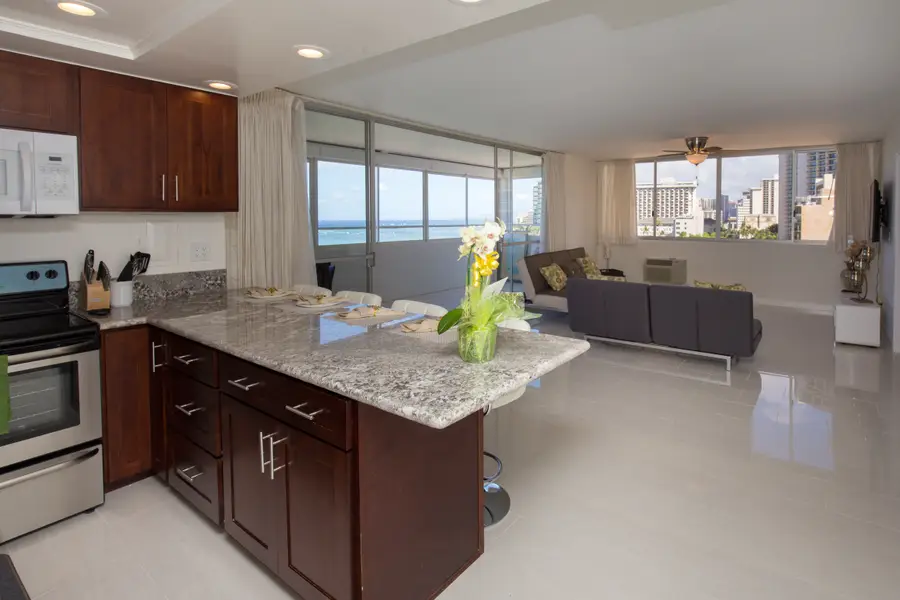 2500 Kalakaua Avenue #1002, Honolulu, HI 96815 - #2