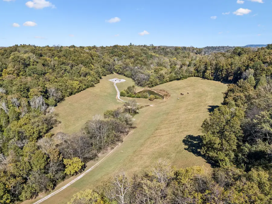 2846 Fuller Hollow Rd, Cornersville, TN 37047 - #3
