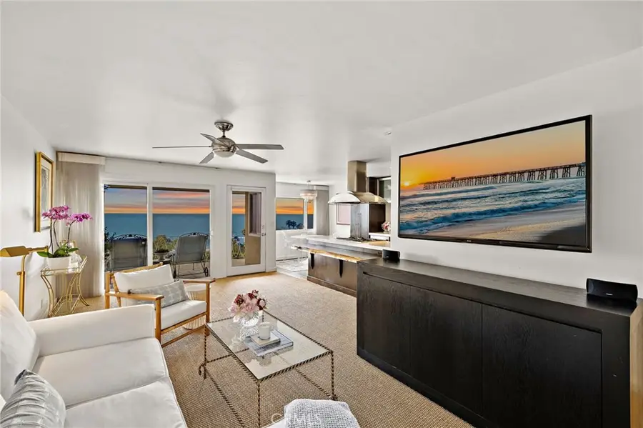21702 Ocean Vista Drive #F, Laguna Beach, CA 92651 - Image #3