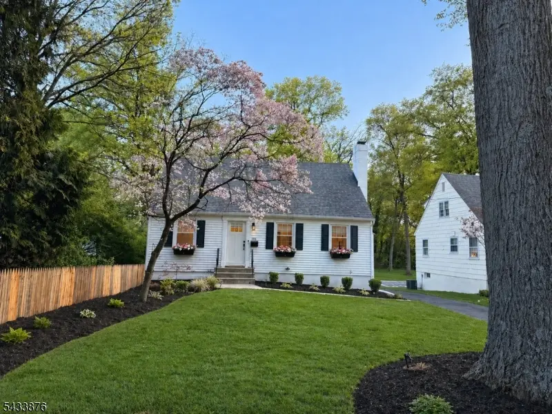 165 Russell Rd, Fanwood, NJ 07023 - #2