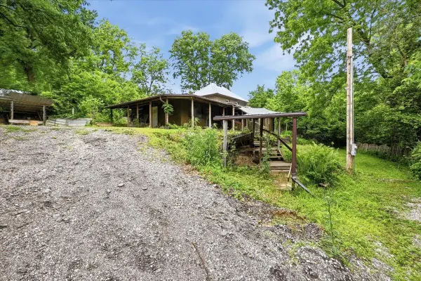 19410 Mudhollow Road, COUNCIL BLUFFS, IA 51503