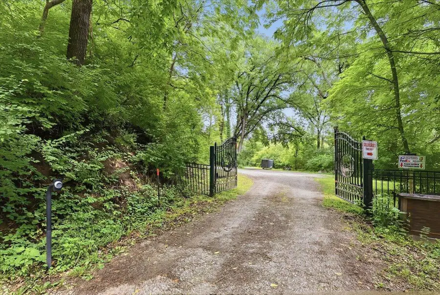 19410 Mudhollow Road, Council Bluffs, IA 51503 - #2