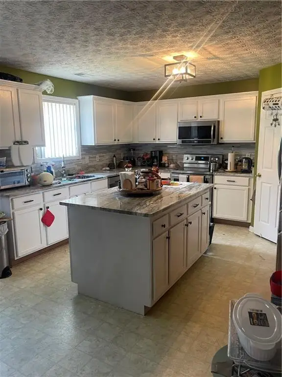 3047 Kings Glen Trail, Decatur, GA 30034 - Image #2