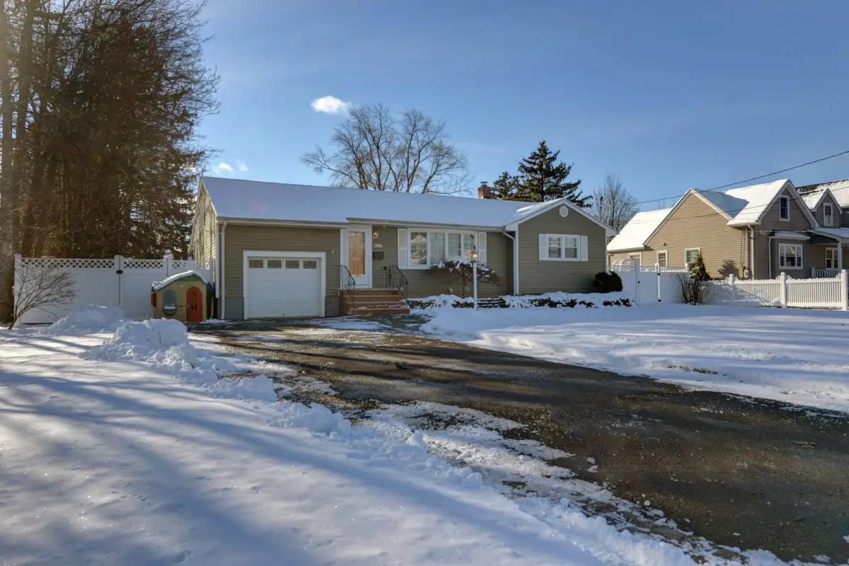 17 Garden Place, Pompton Plains, NJ 07444 - Image #1