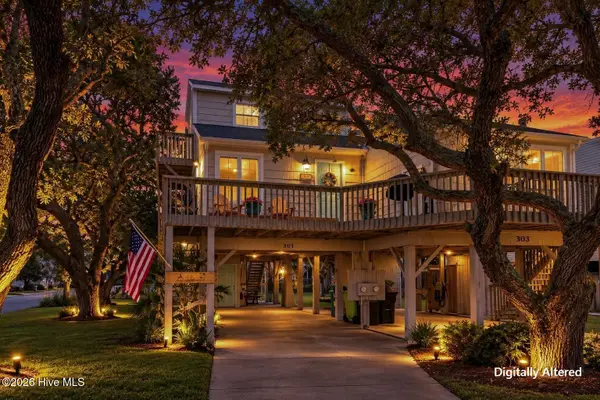 301 Bay Circle, North Topsail Beach, NC 28460