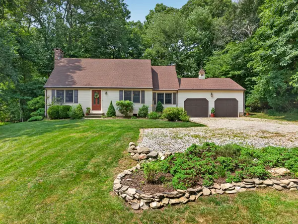 11 Kitteridge Hill Road, Old Saybrook, CT 06475