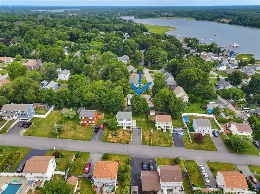 7 Broadview Ave, Bristol, RI 02809 - #2