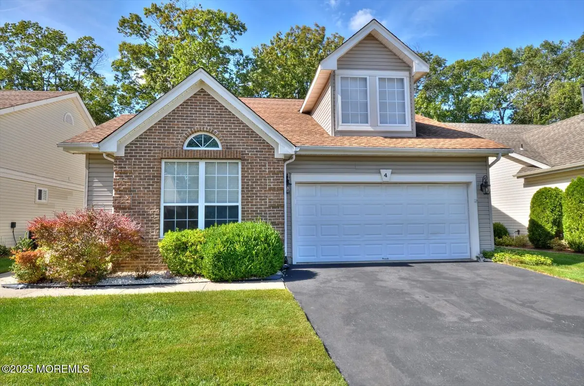 4 Symphony Ave, Bayville, NJ 08721 - Image #1