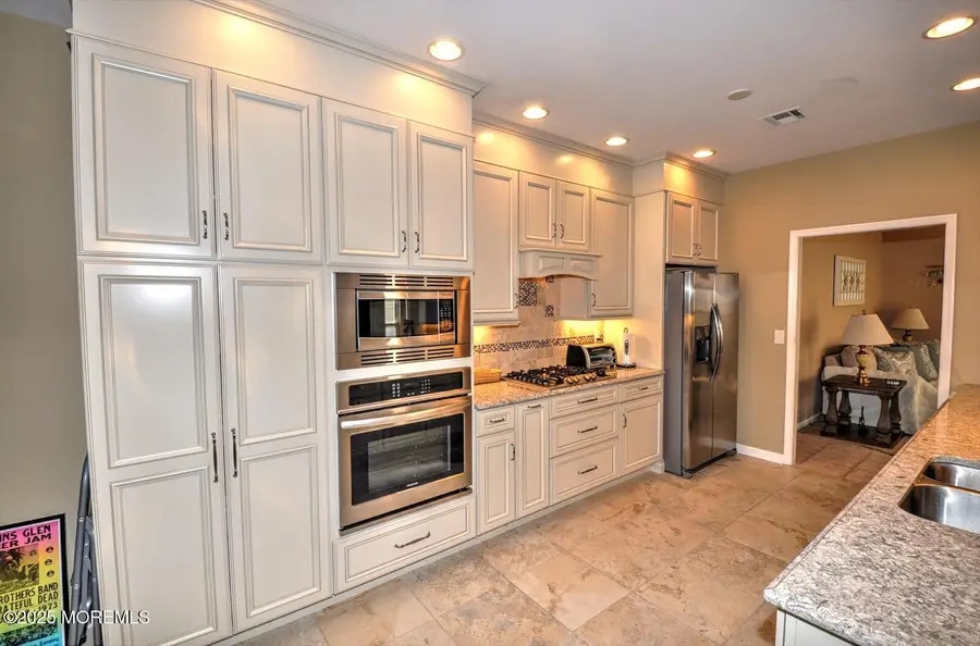 4 Symphony Ave, Bayville, NJ 08721 - Image #2