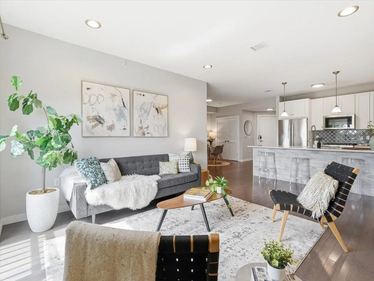 302 Palisade Avenue 404, Jersey City, NJ 07307 - #1