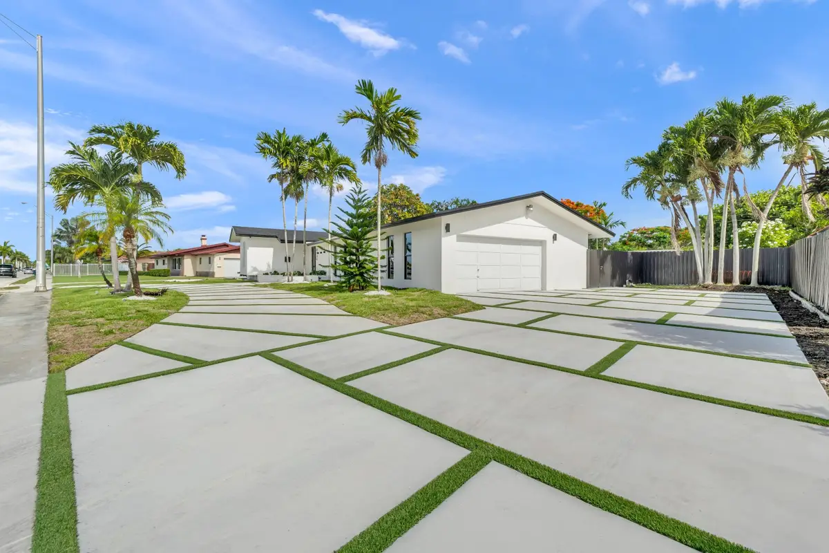 8430 SW 88th St, Miami, FL 33156 - #1