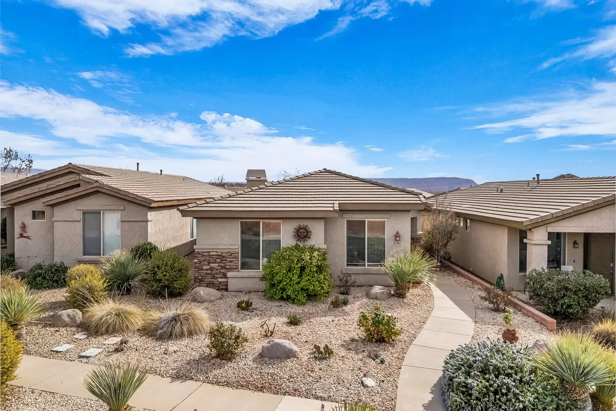 2194 E Silver Stone Way, Washington, UT 84780 - #1