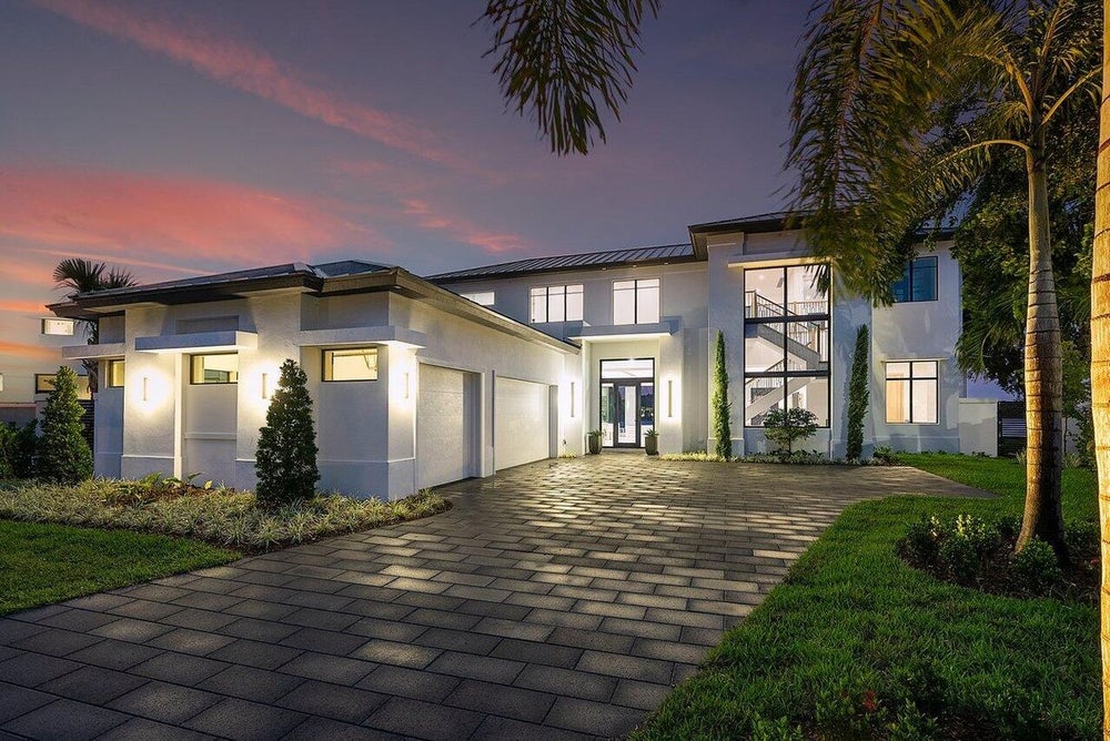 1524 Lake Drive, Delray Beach, FL 33444 BHGRE