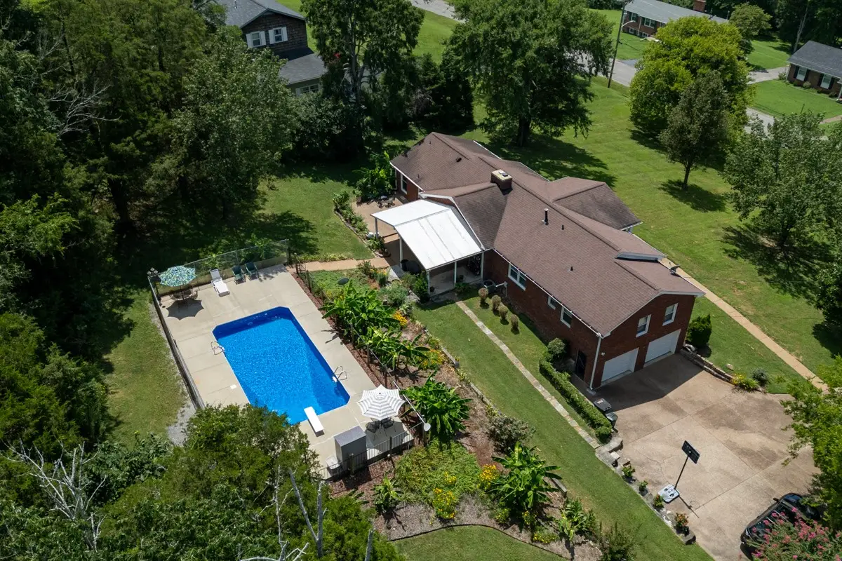 237 Craigmeade Dr, Nashville, TN 37214 - #1