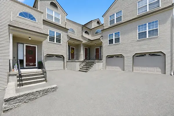 10 Taft Point #8, Waterbury, CT 06708