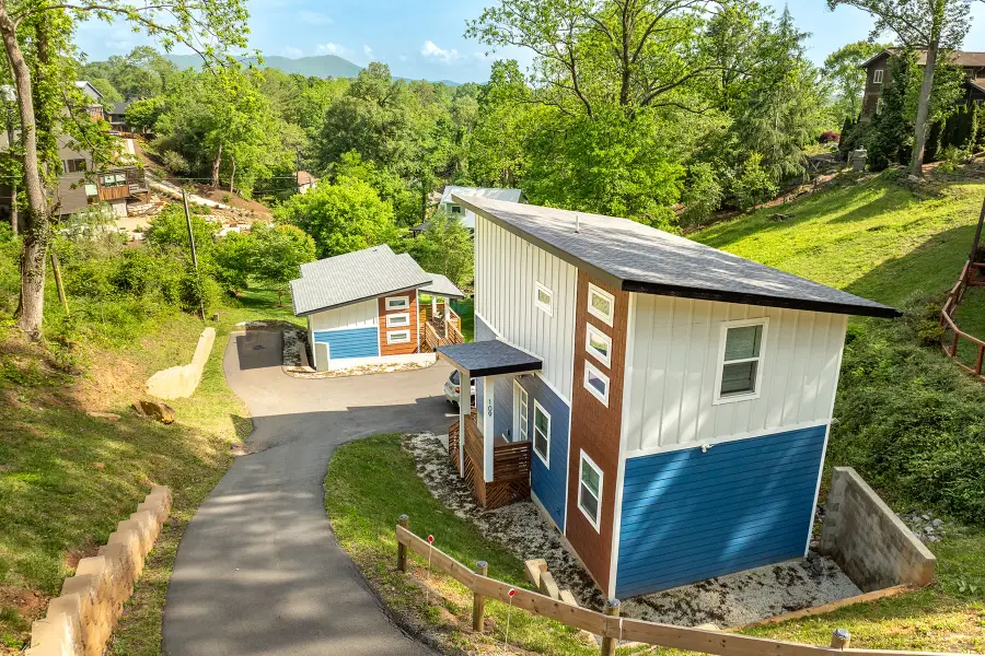 109 Thurland Avenue, Asheville, NC 28803 - Image #2