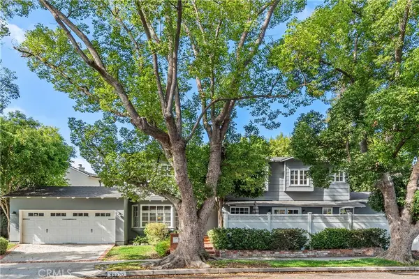 11270 Acama Street, Studio City, CA 91602