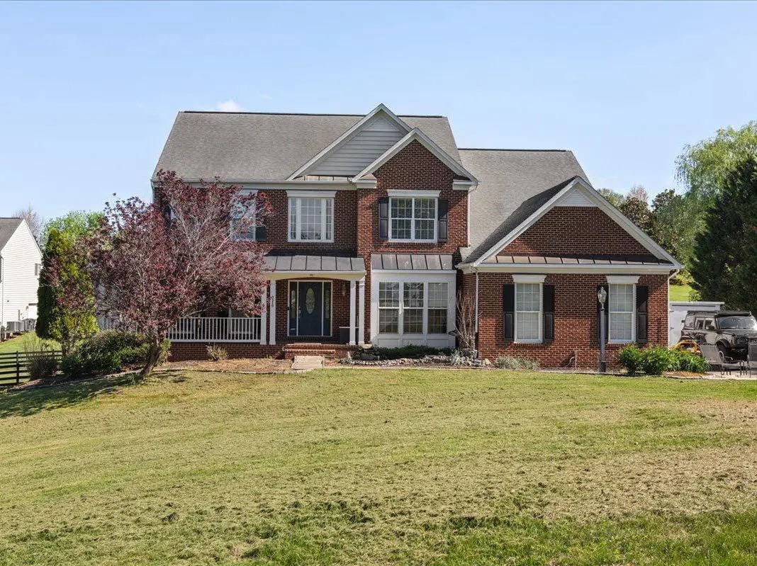 5570 Cattail Ct, Warrenton, VA 20187 - #1