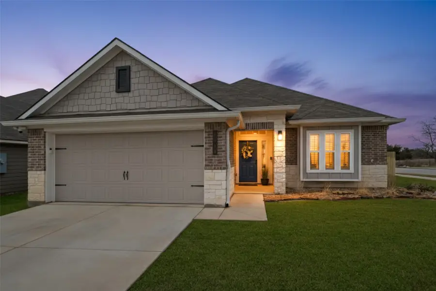 1300 Kingsgate, Bryan, TX 77807 - #2