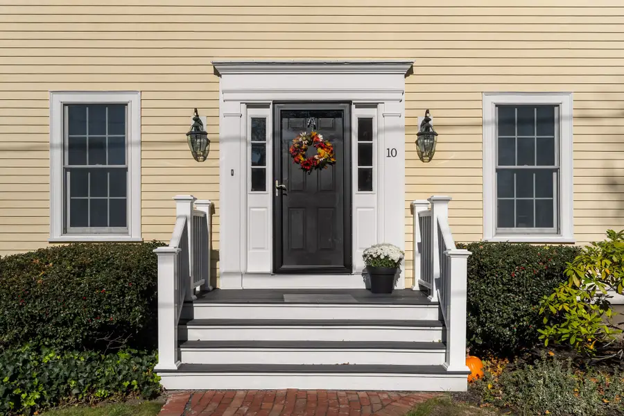 10 Perth Road, Arlington, MA 02476 - Image #3