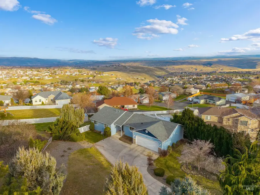 2995 Dove Drive, Clarkston, WA 99403 - #3