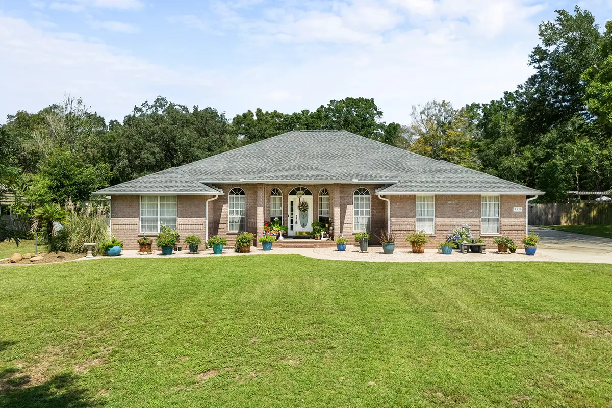7220 Thor Ln, Pensacola, FL 32526 - #1