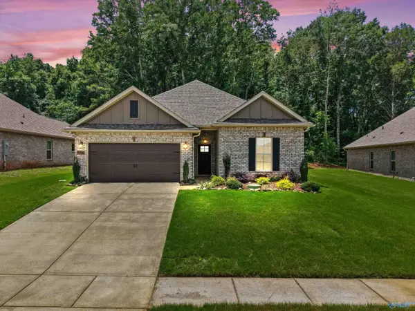156 Midpark Drive, Meridianville, AL 35759